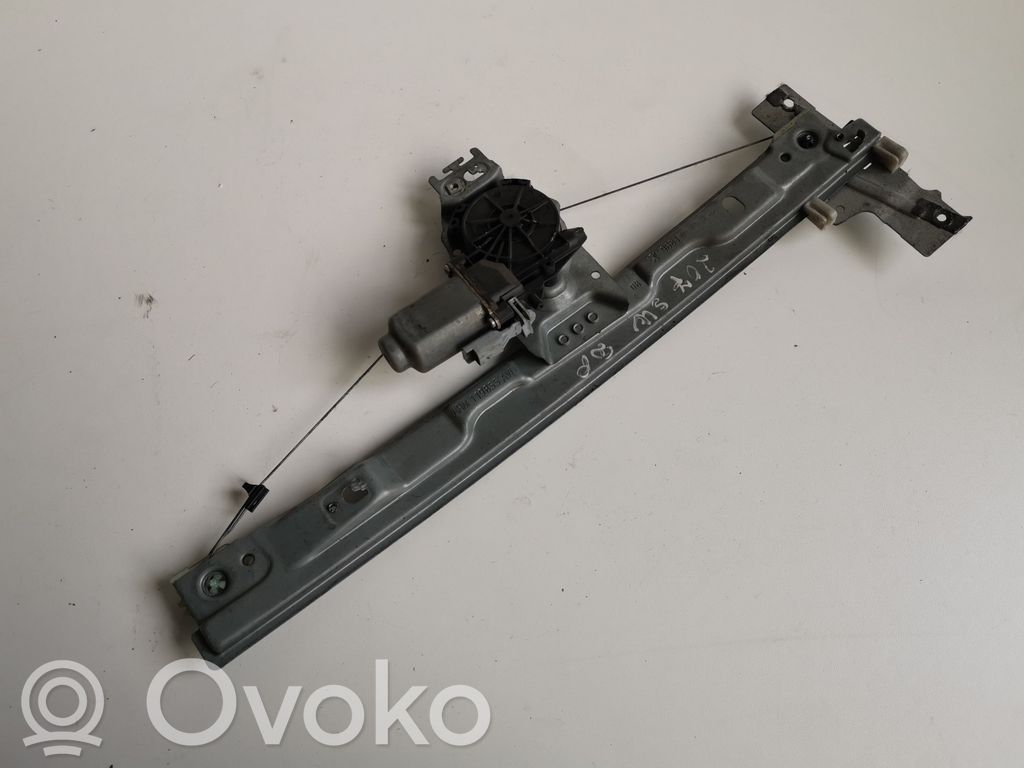 Elektryczny podnośnik szyby drzwi przednich   9681182280