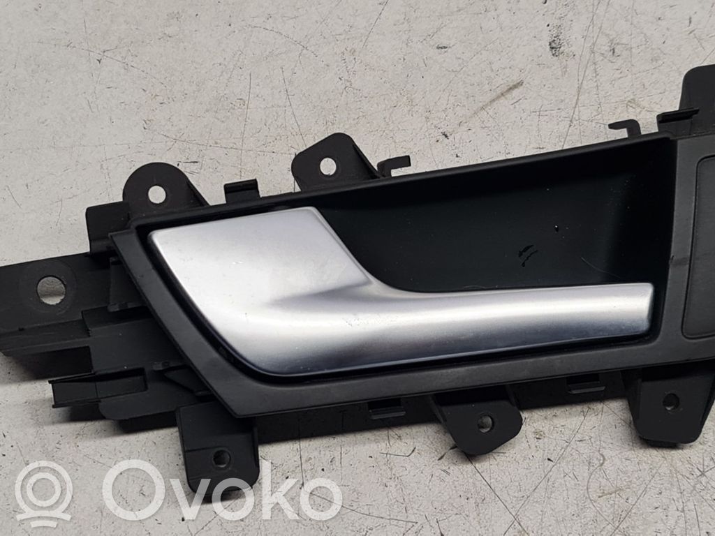 Audi A4 S4 B8 8K Klamka wewnętrzna drzwi tylnych 