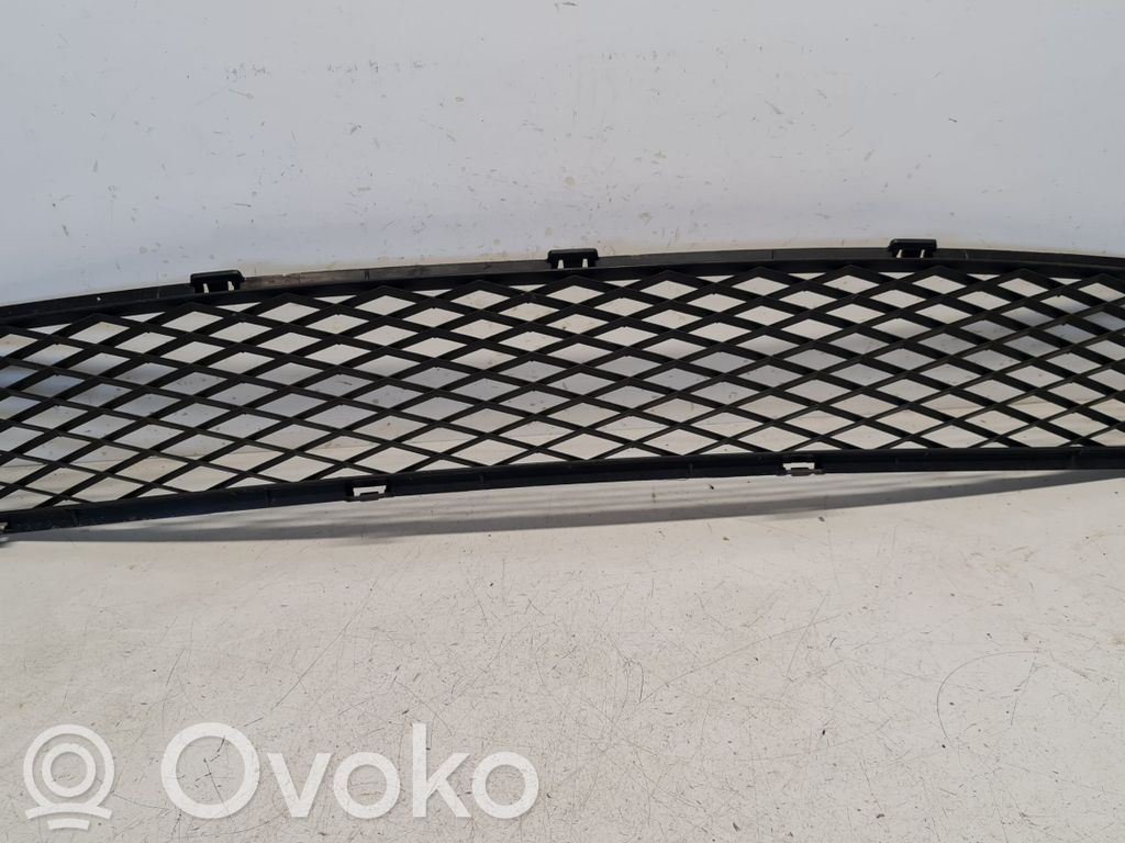 Mazda 6 Rejilla inferior del parachoques delantero 