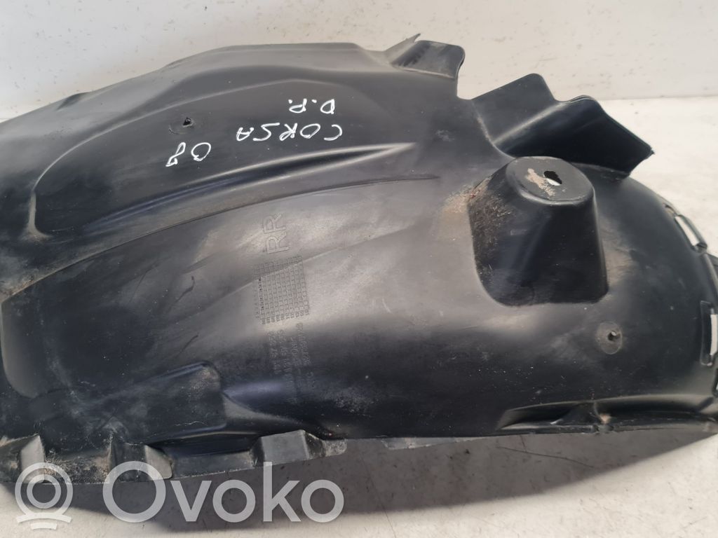 Opel Corsa D Priekinis posparnis 