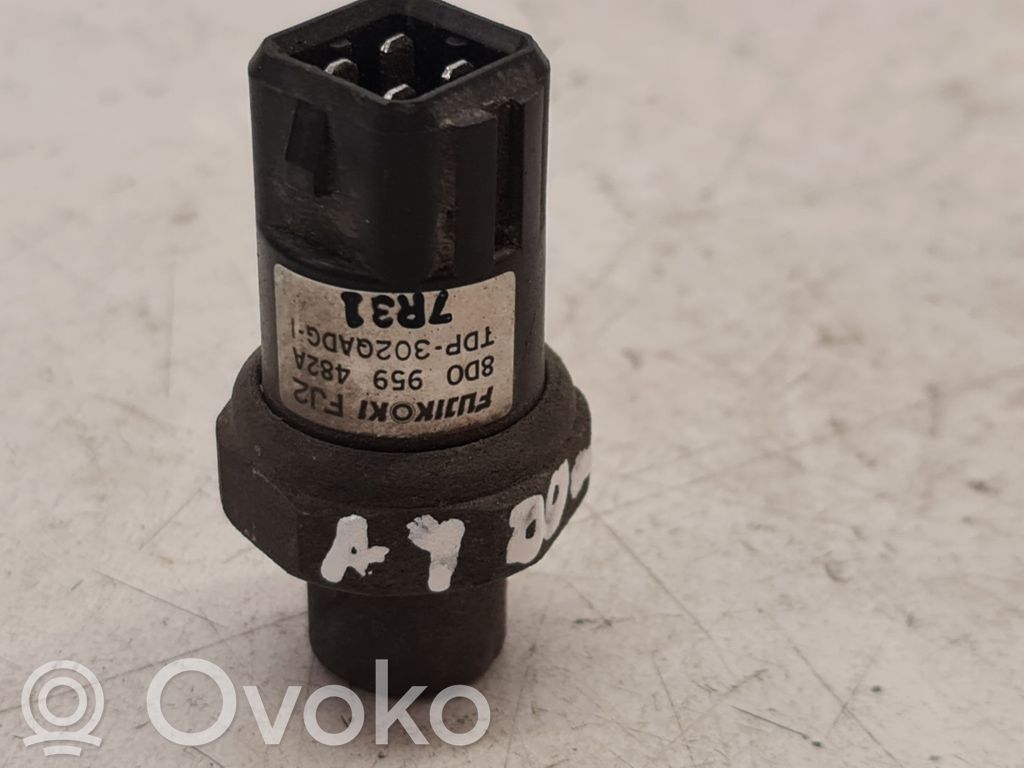 Audi A4 S4 B5 8D Czujnik ciśnienia klimatyzacji A/C 