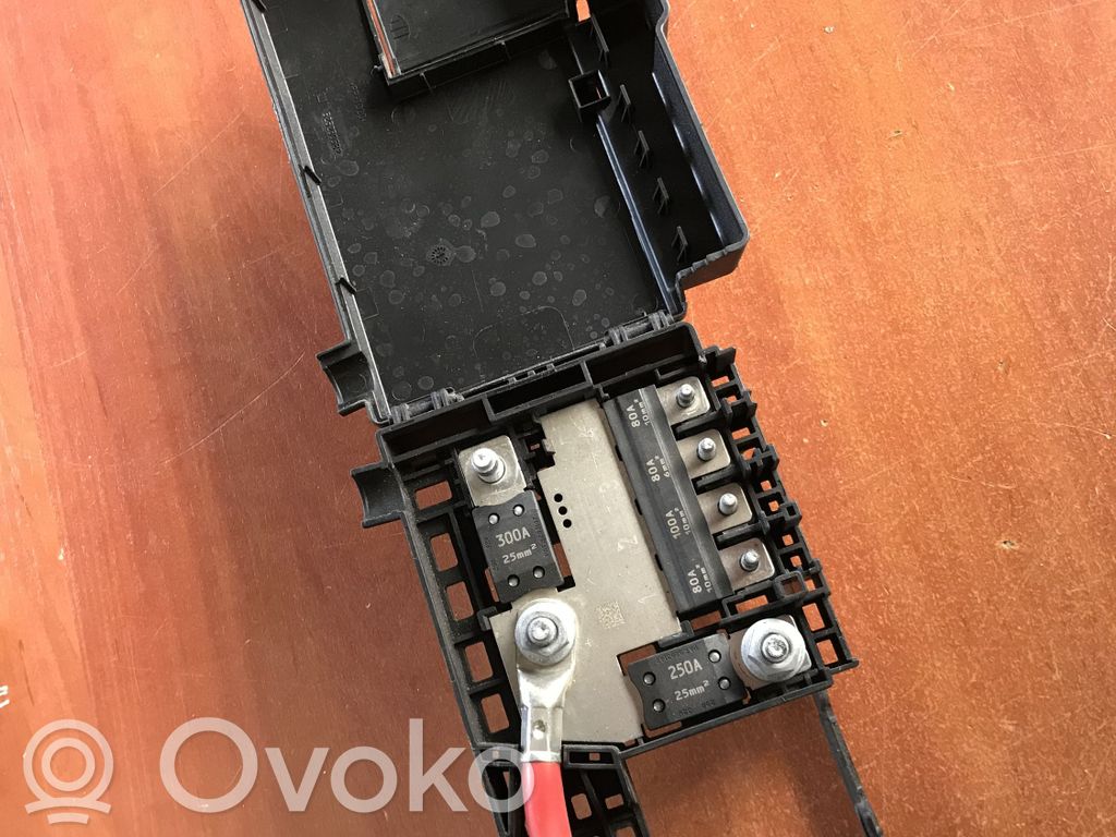 Opel Meriva B Fuse module 