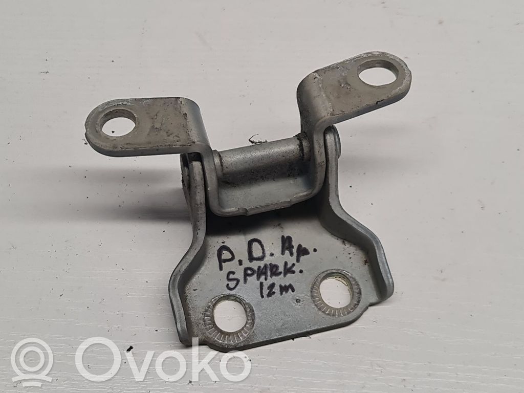 Chevrolet Spark Front door lower hinge 