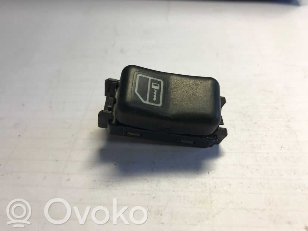 Mercedes-Benz S W140 Central locking switch button 