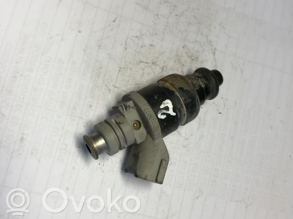 Mitsubishi Colt Inyector de combustible 