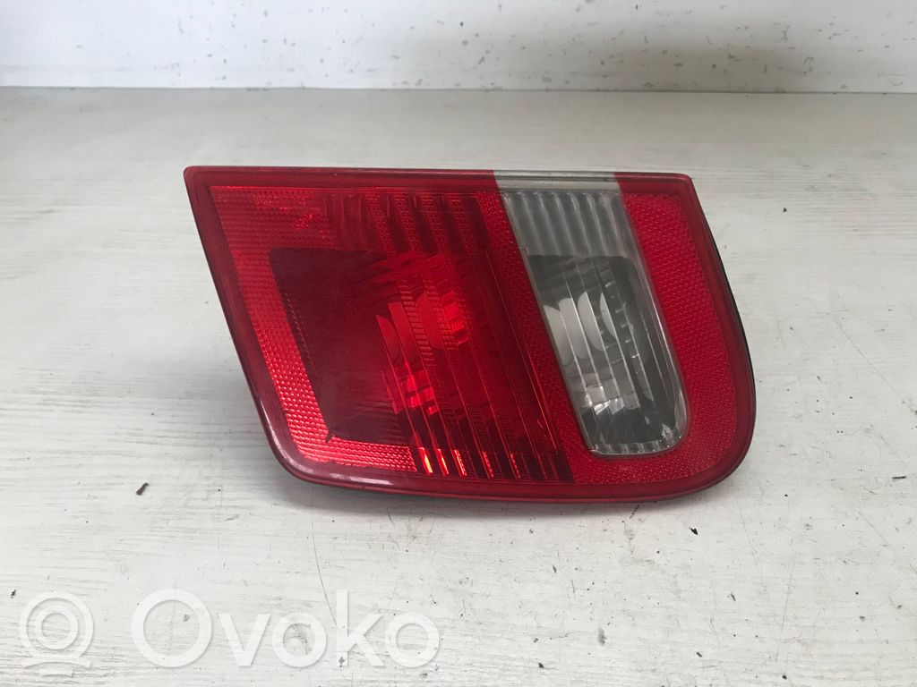 Saab 9-3 Ver2 Takaluukun takavalot 