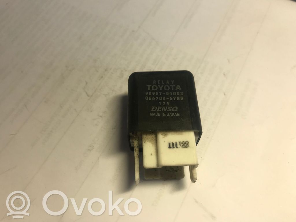 Toyota Corolla E120 E130 Otros relés 