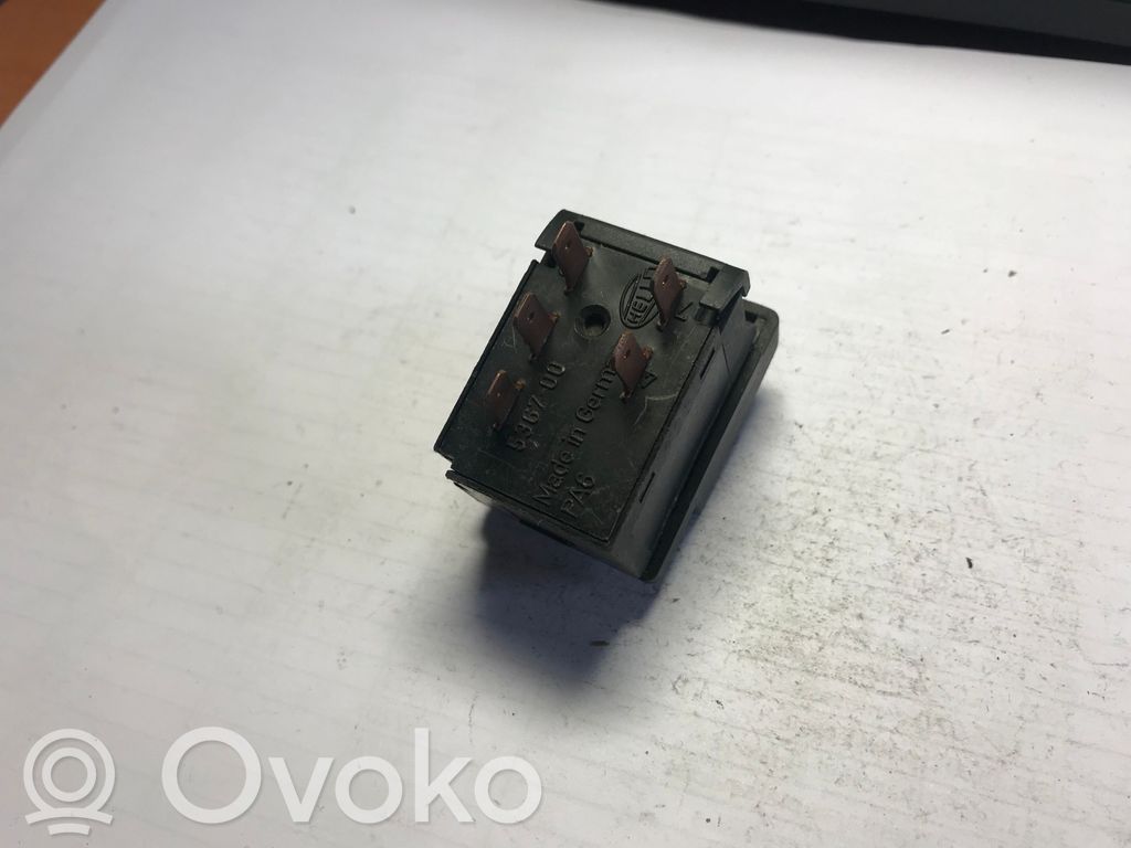 Headlight level height control switch   90214667