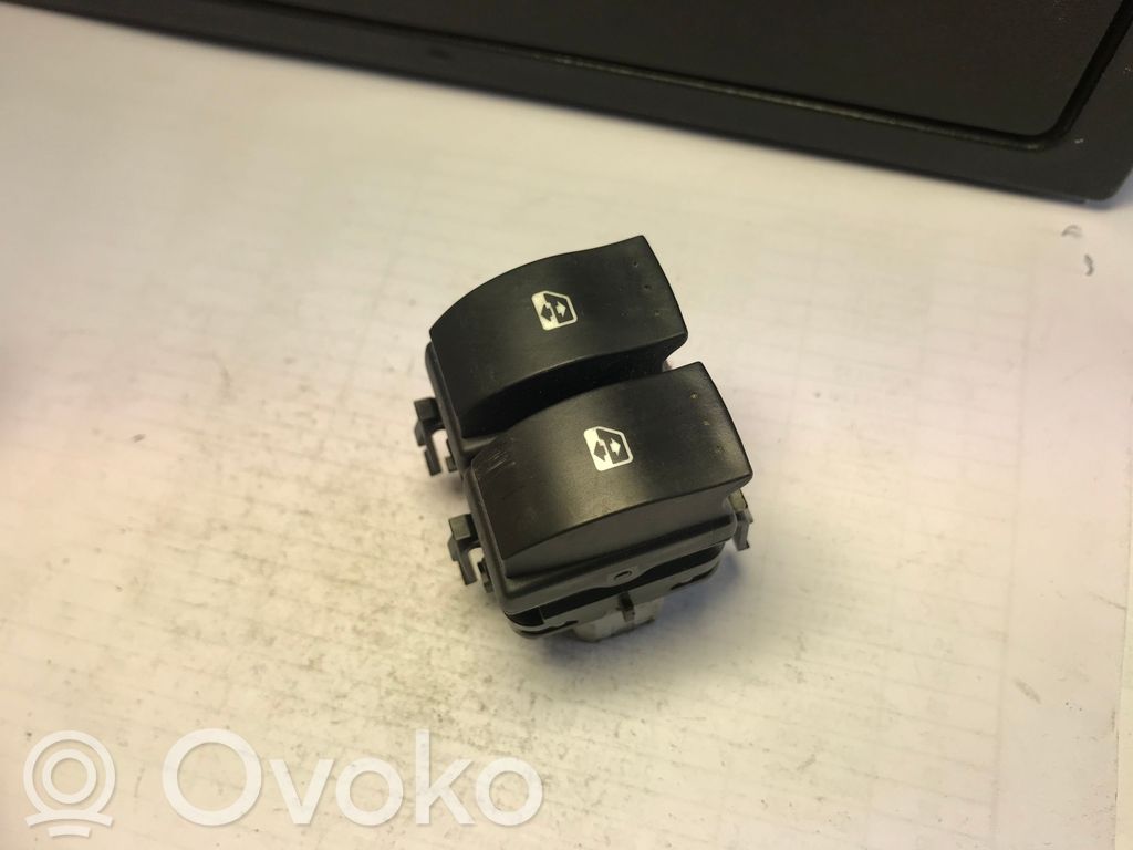 Interruptor del elevalunas eléctrico
