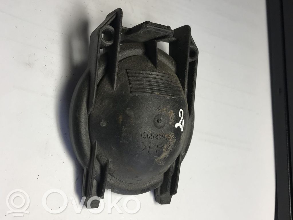 Mercedes-Benz B W245 Osłona żarówki lampy przedniej 