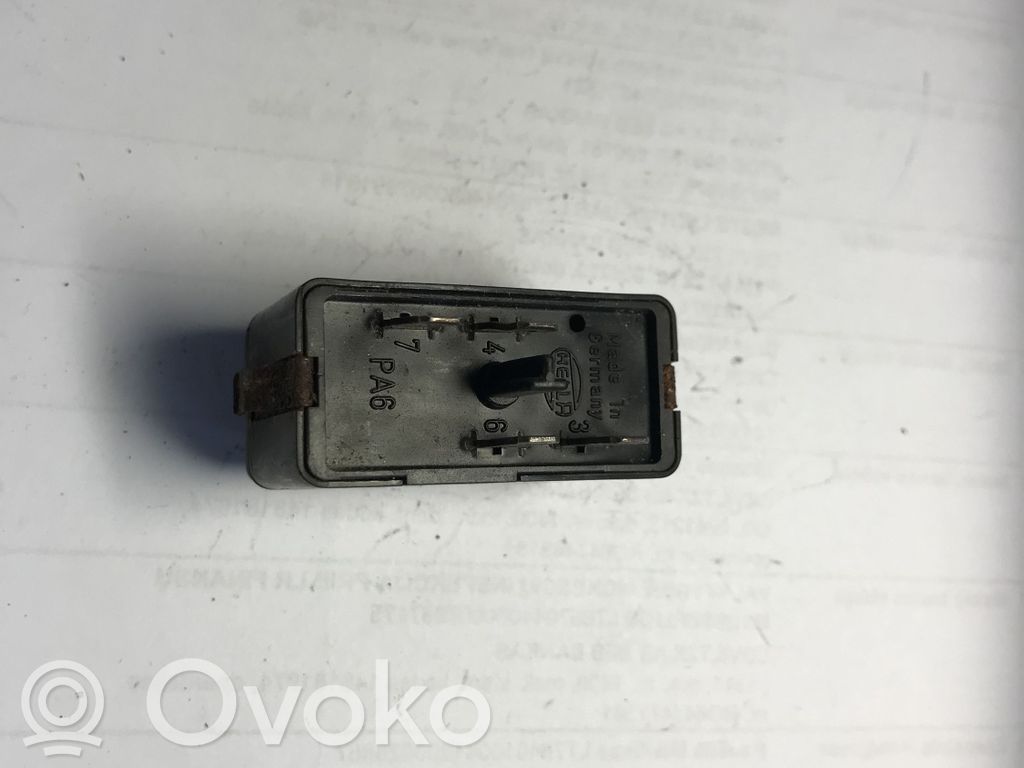 Opel Vectra A Headlight level height control switch 