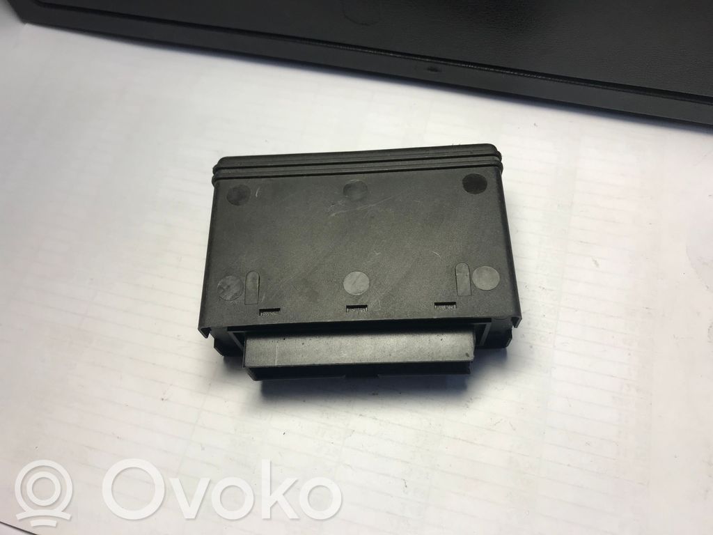 Ford Focus Comfort/convenience module 