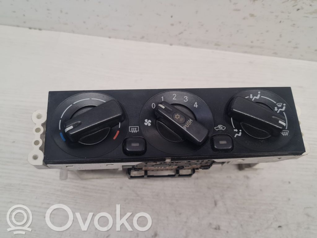 Mitsubishi Space Star Climate control unit 