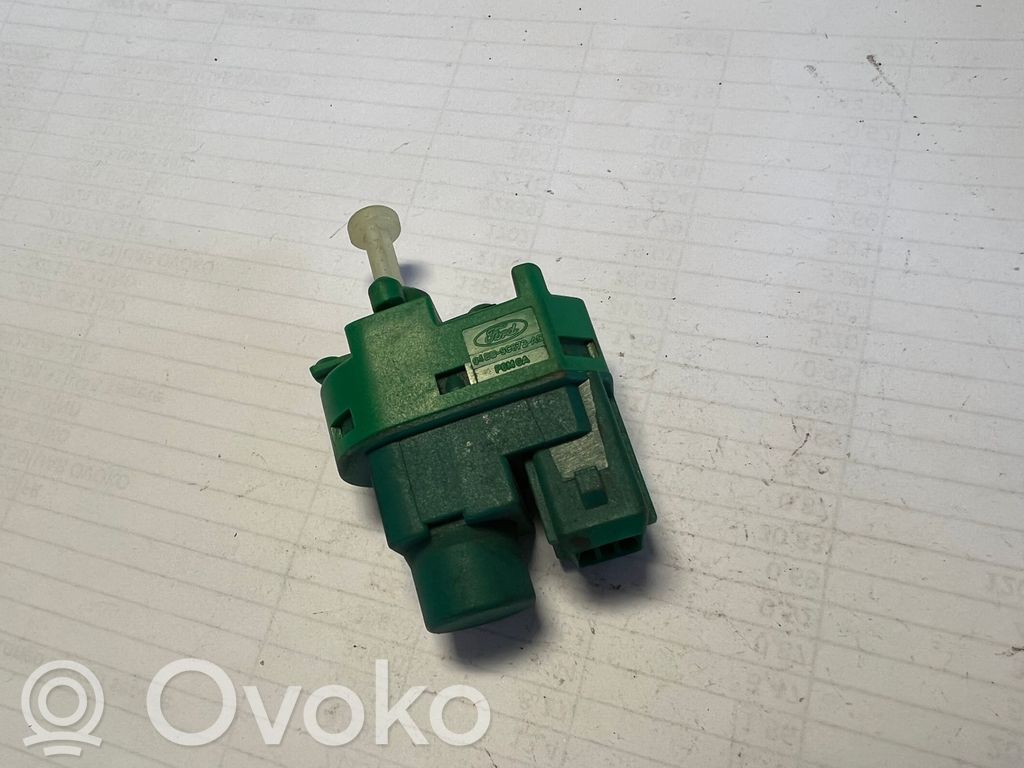 Ford Mondeo Mk III Brake pedal sensor switch 