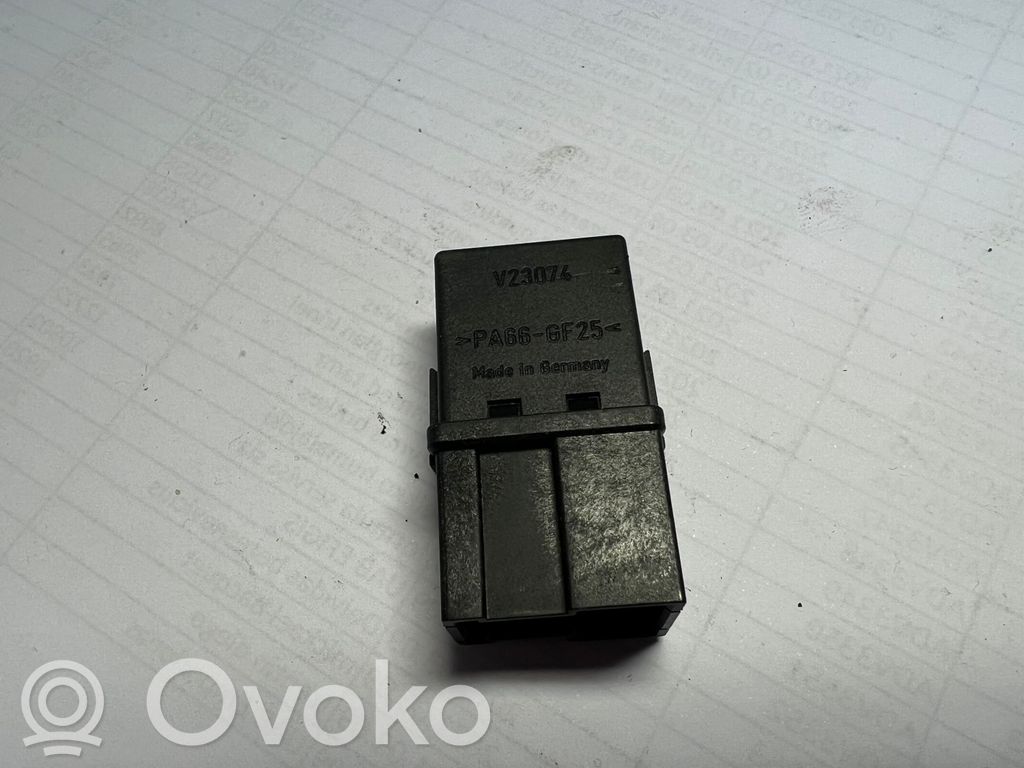 Volvo S40, V40 Other relay 