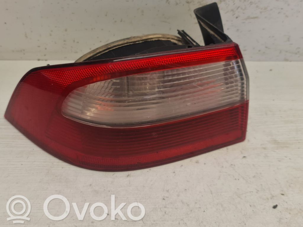 Renault Laguna II Galinis žibintas kėbule 