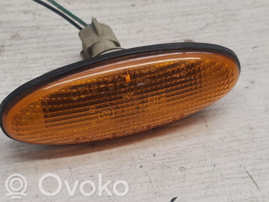 Mazda Premacy Front fender indicator light 