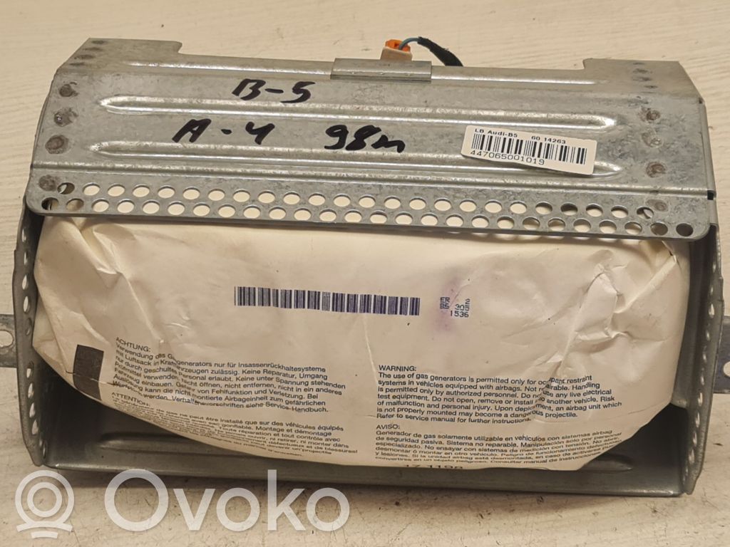 Audi A4 S4 B5 8D Airbag del pasajero 
