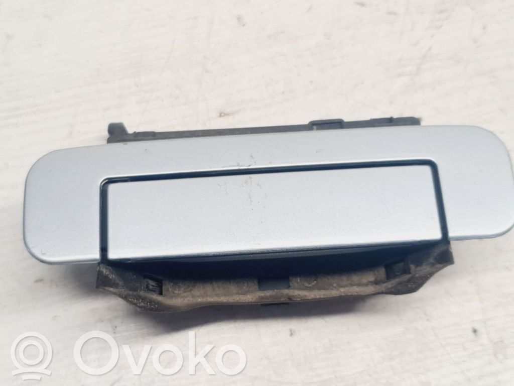 Audi A4 S4 B5 8D Manecilla externa puerta trasera 