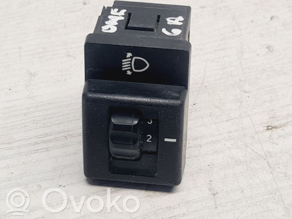 Opel Omega A Headlight level height control switch 