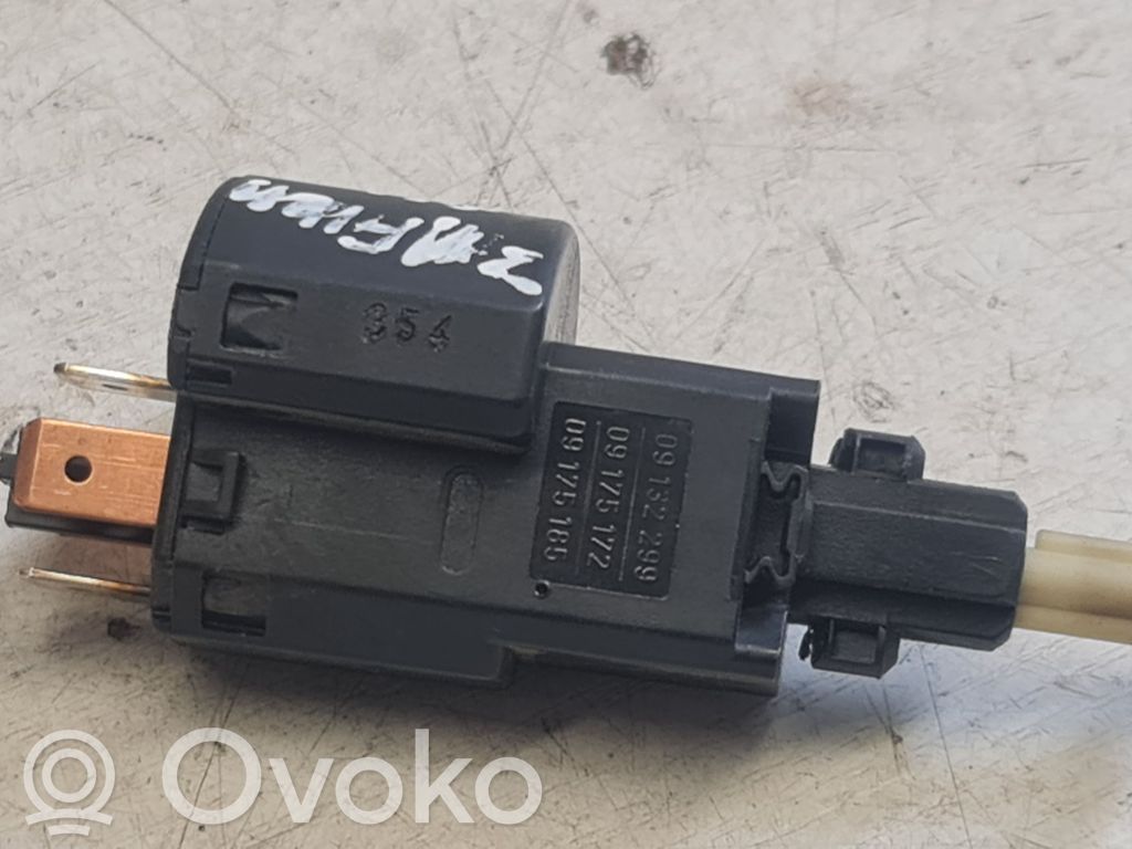 Opel Zafira A Brake pedal sensor switch 