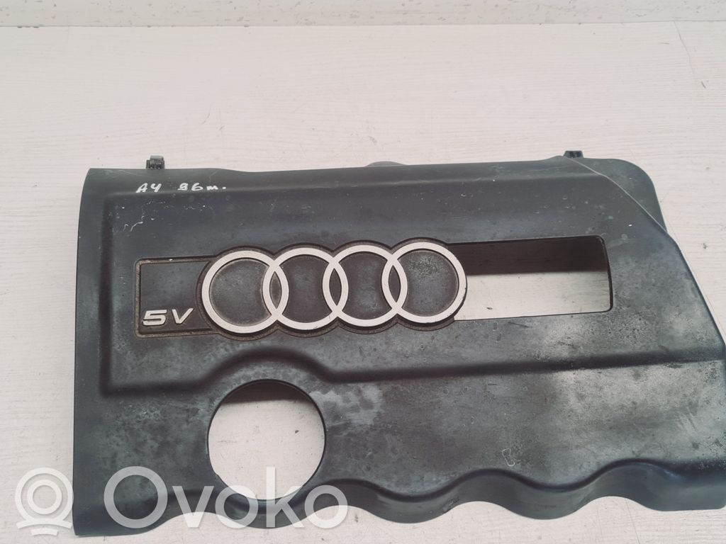Audi A4 S4 B5 8D Motorabdeckung 