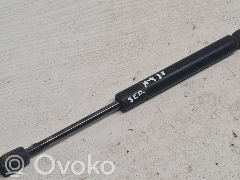 Audi A4 S4 B5 8D Tailgate/trunk strut/damper 