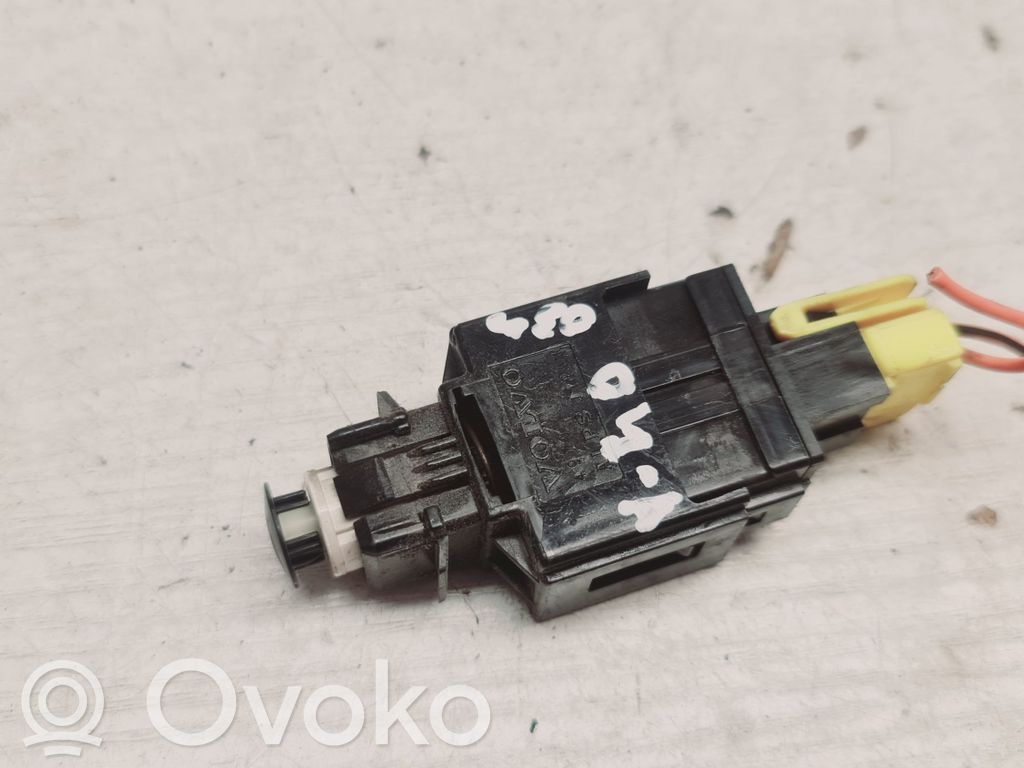 Volvo S40, V40 Czujnik pedału hamulca / stopu 