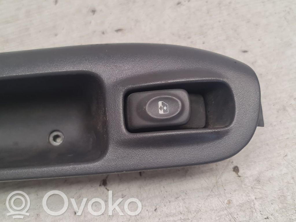 Renault Scenic I Electric window control switch 