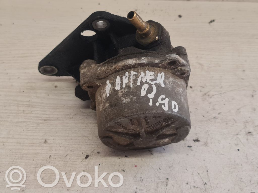 Peugeot Partner Vacuum pump 