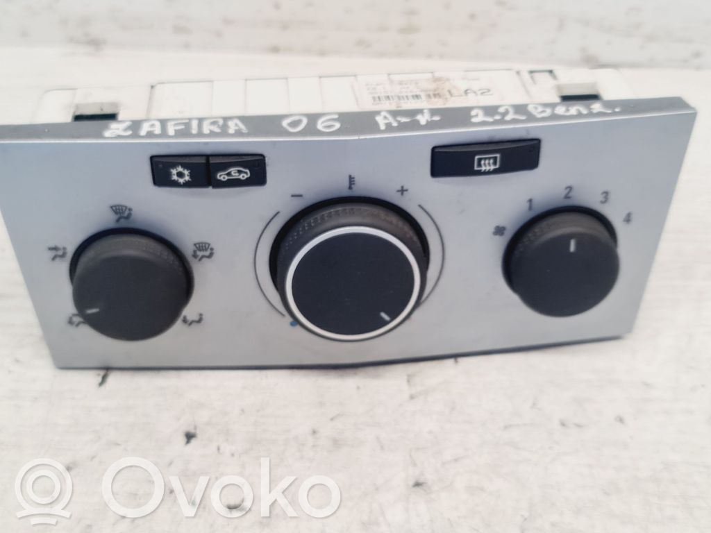 Opel Zafira B Climate control unit 