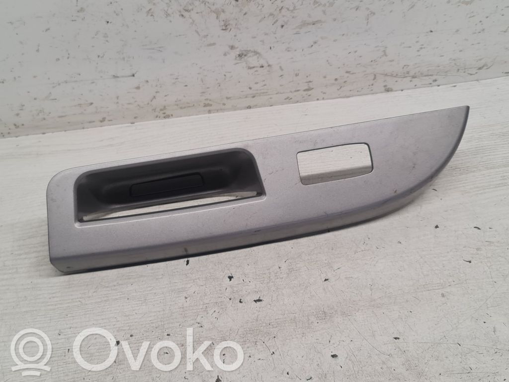 Chrysler Sebring (JS) Klamka drzwi tylnych 
