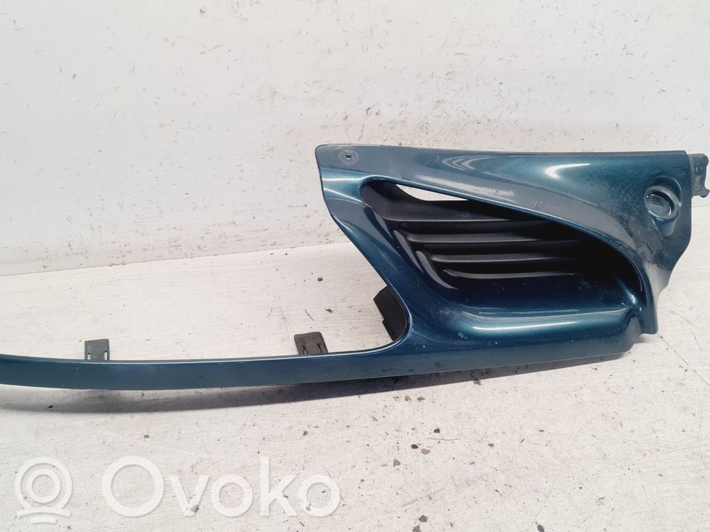 Renault Megane I Верхняя решётка 