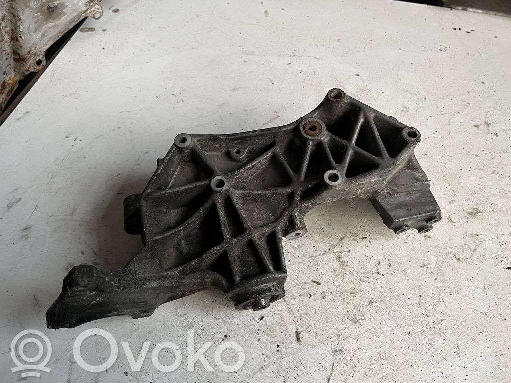 Skoda Superb B5 (3U) Generator/alternator bracket 