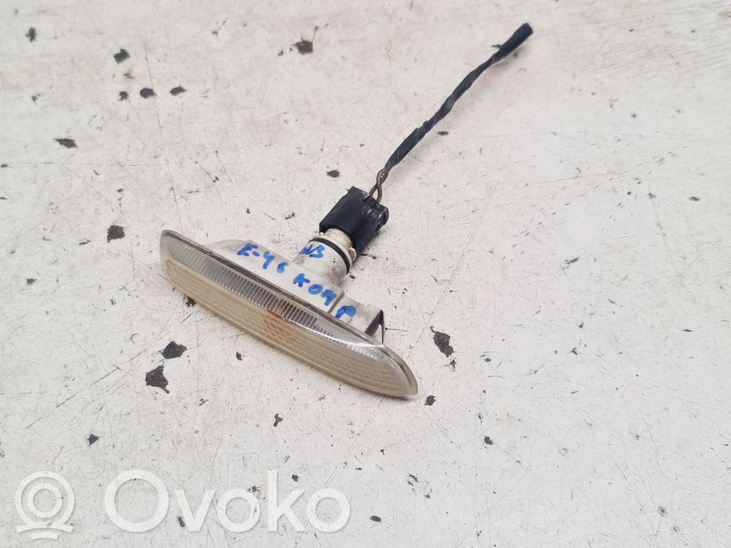 BMW 3 E46 Front fender indicator light 