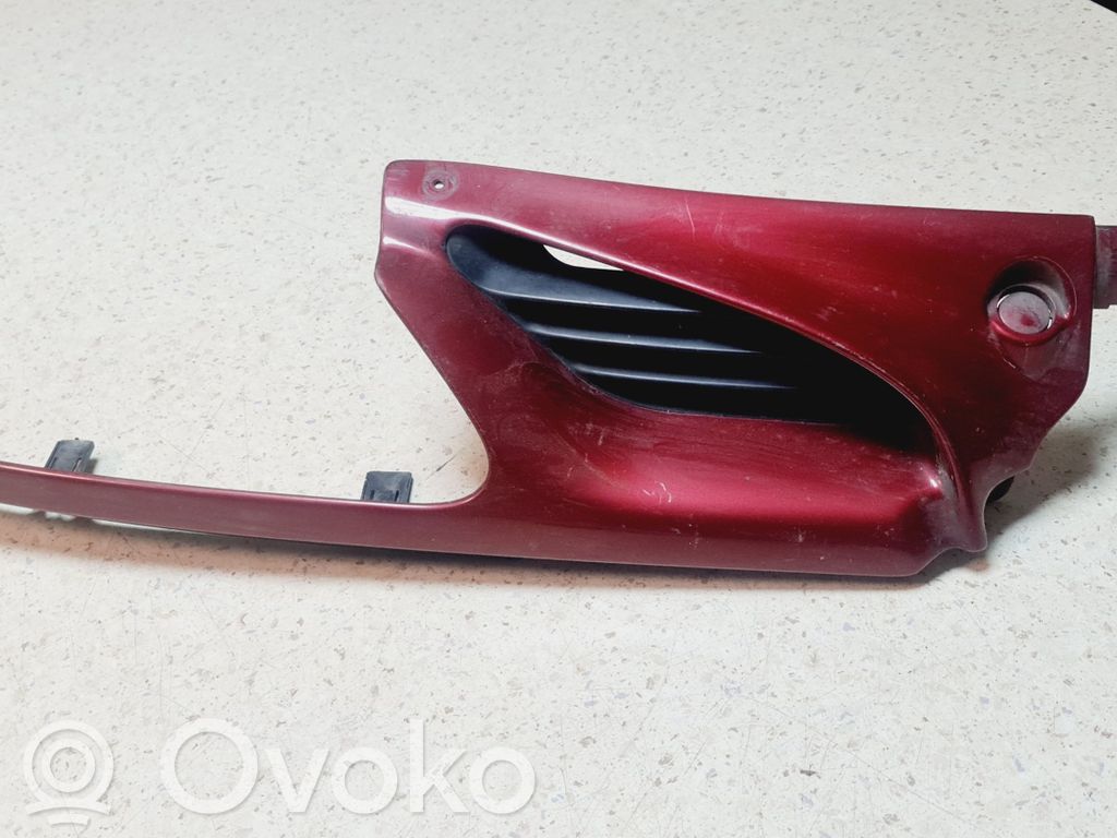 Renault Scenic I Верхняя решётка 