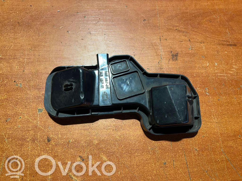 Audi A6 S6 C5 4B Osłona żarówki lampy przedniej 