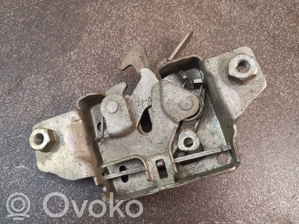 Renault Clio III Engine bonnet/hood lock/catch 