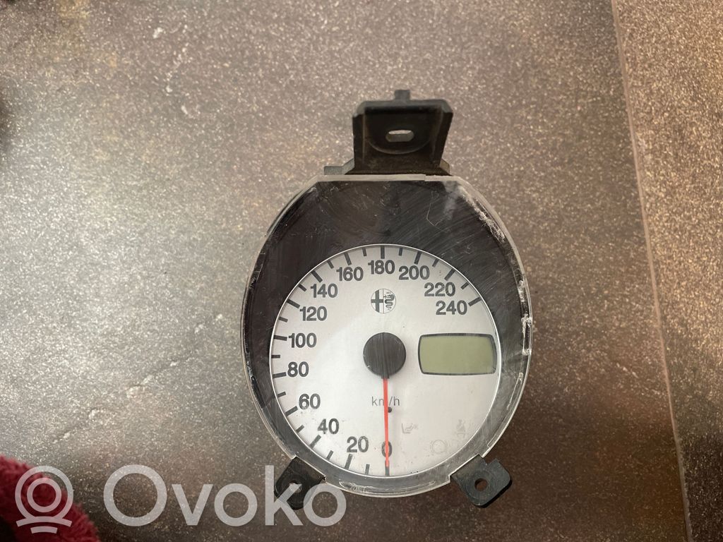 Alfa Romeo 156 Speedometer (instrument cluster) 