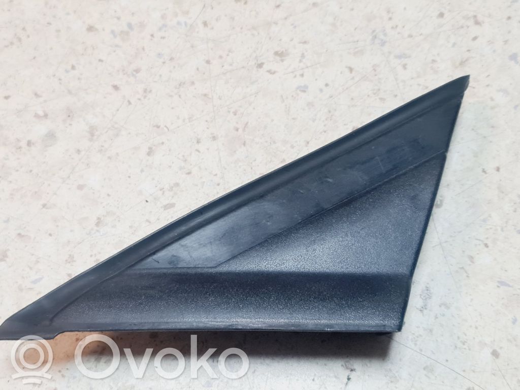 Ford Mondeo MK IV Panel wykończeniowy błotnika 