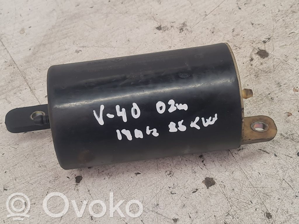Volvo S40, V40 Tyhjiösäiliö 