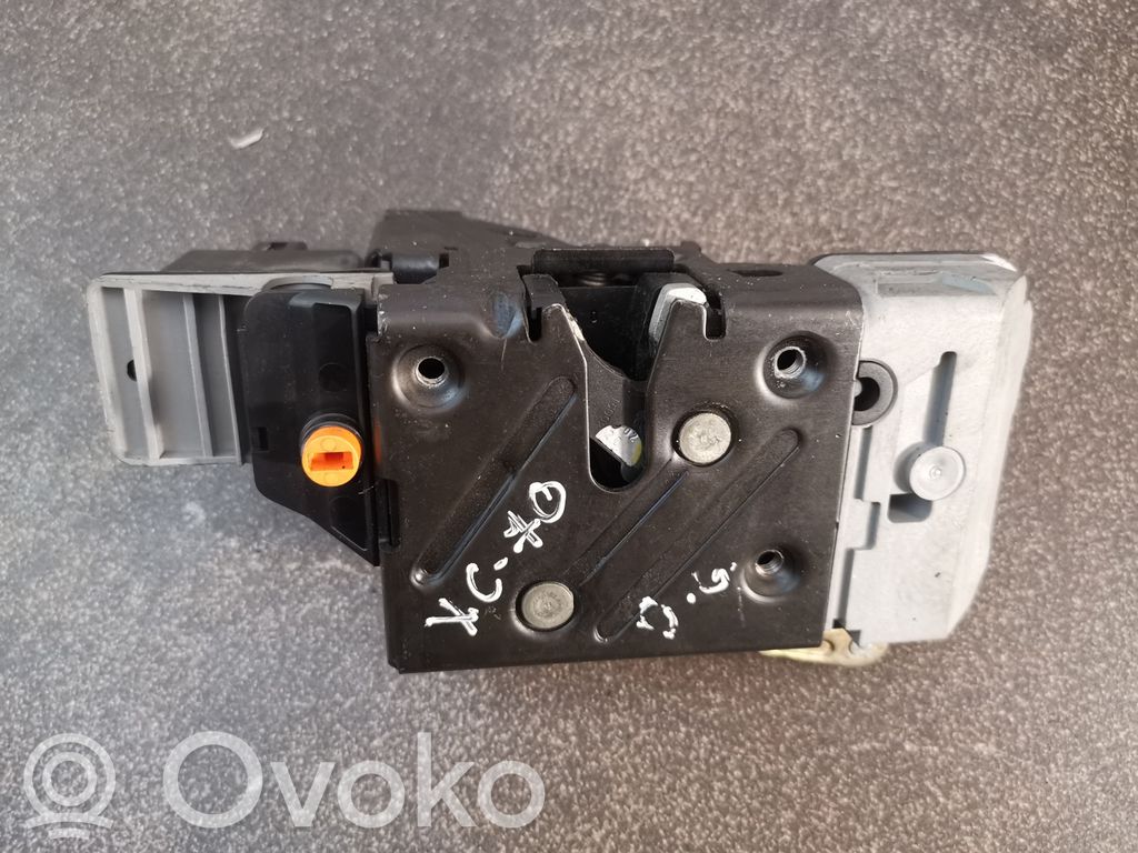 Volvo XC70 Rear door lock 