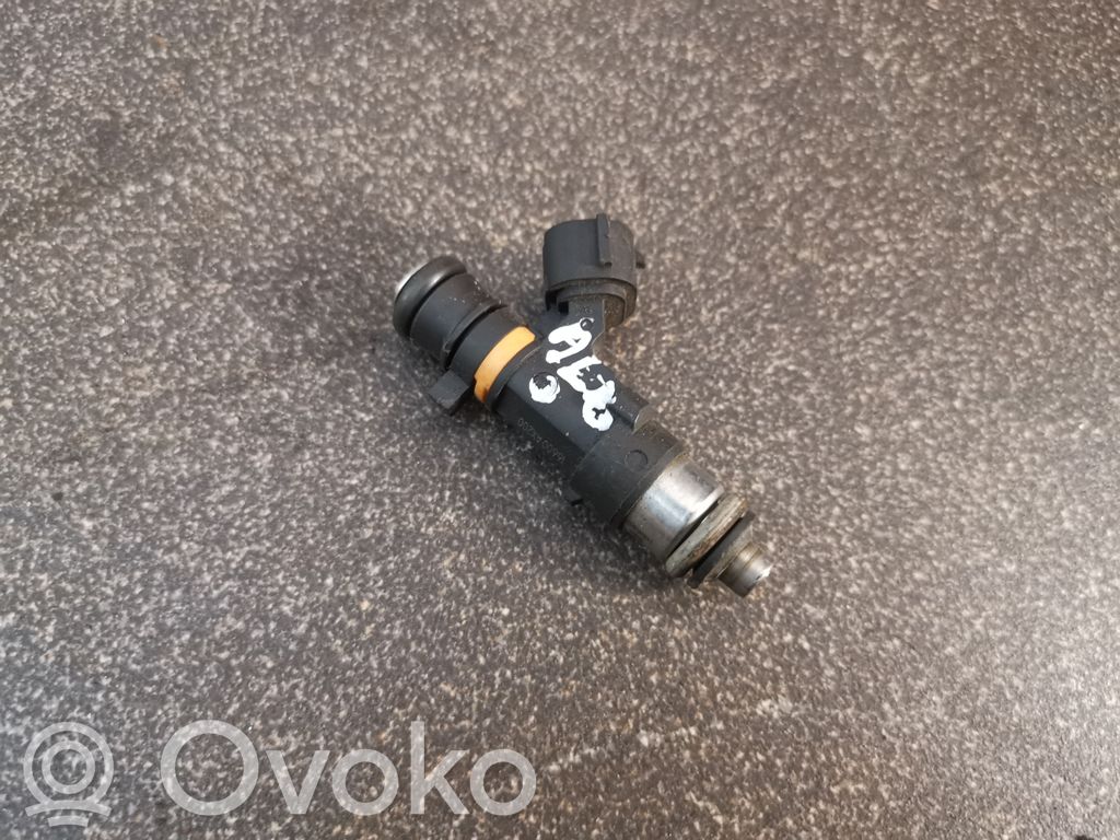 Suzuki Alto Fuel injector 