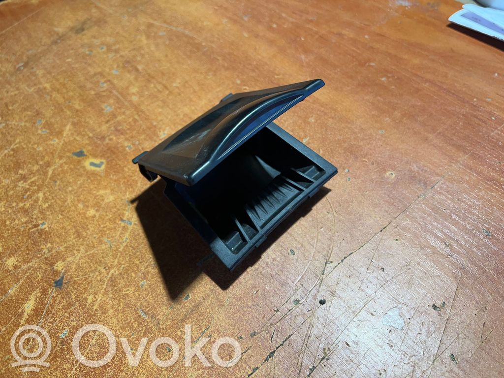 Citroen C4 I Ashtray (front) 