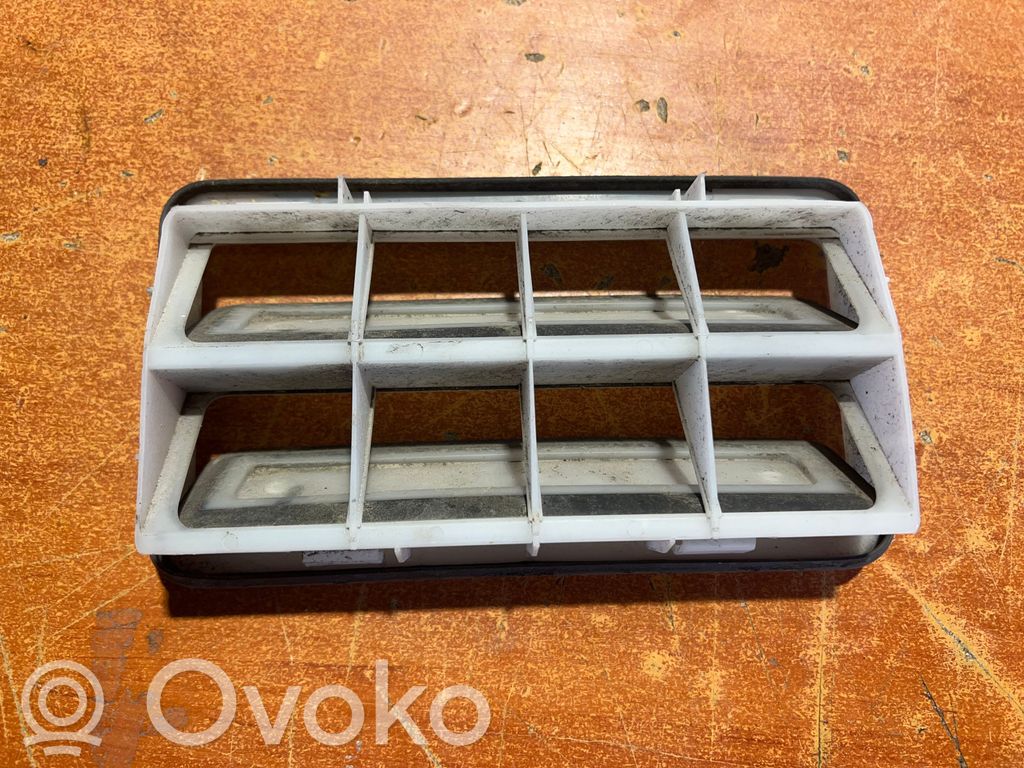 Opel Zafira B Ventiliacinės grotelės 