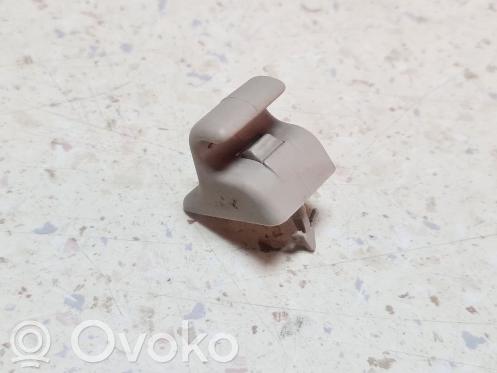 Sun visor clip/hook/bracket   ECH12