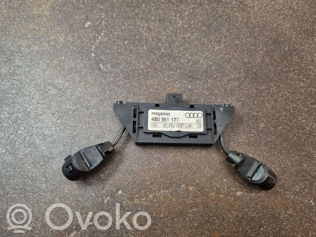 Audi A6 S6 C5 4B Alarm control unit/module 