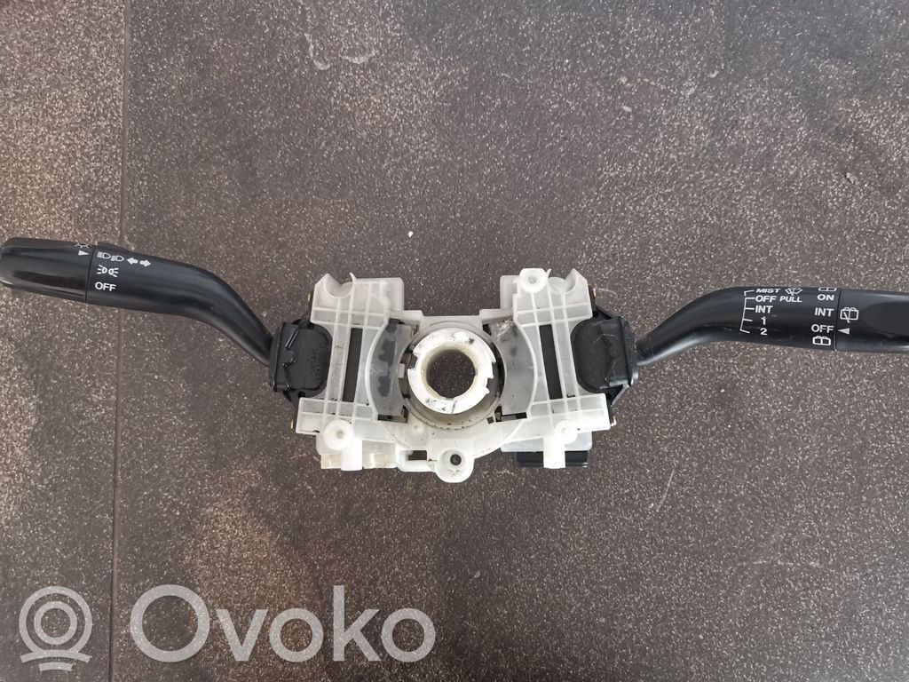 Mazda Premacy Wiper turn signal indicator stalk/switch 