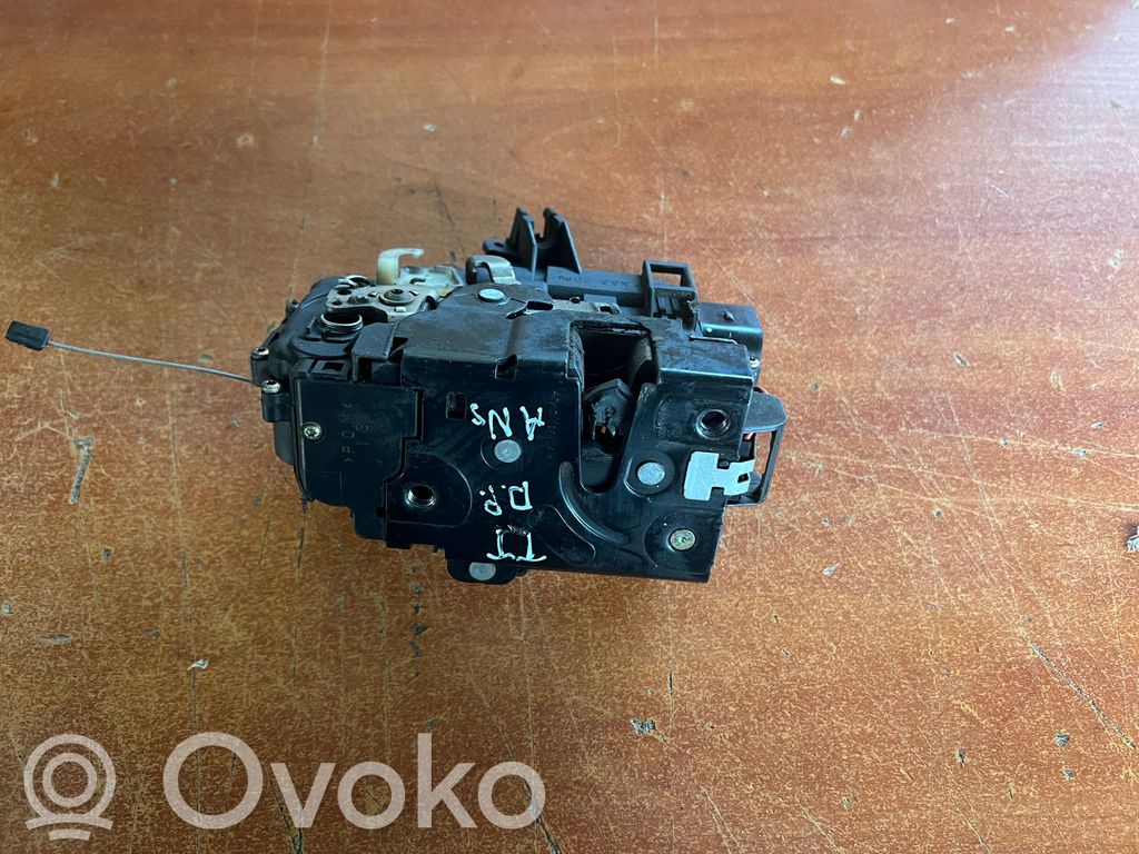 Audi TT Mk1 Front door lock 