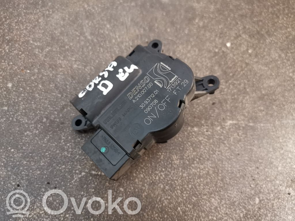 Opel Corsa D Oro sklendės varikliukas 